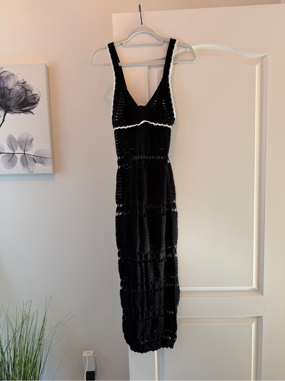 Forever 21 Black Crochet Beach Cover-up Maxi Dress with White Trim